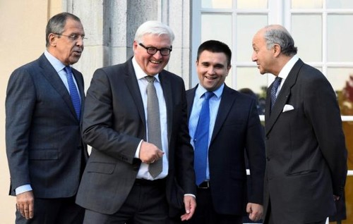 Foreign ministers of Germany, France, Russia and Ukraine meet in Berlin  - ảnh 1